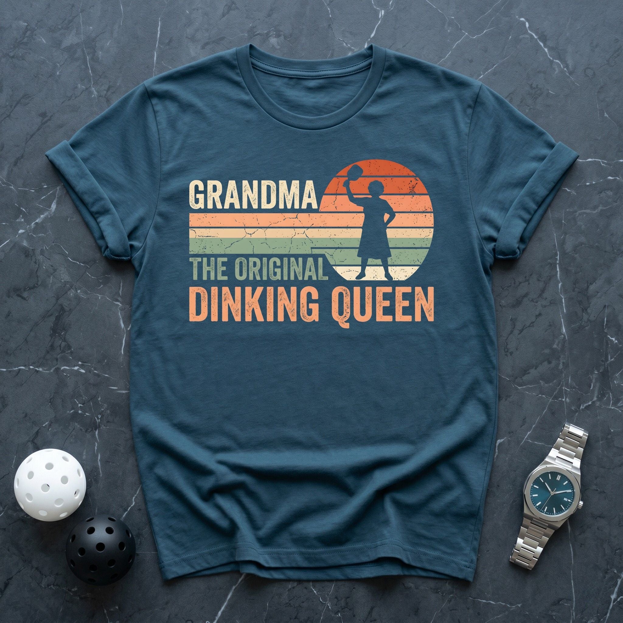 Grandama The Queen Tee - Dink it Shop